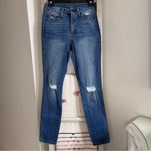 Arizona skinny jeans!